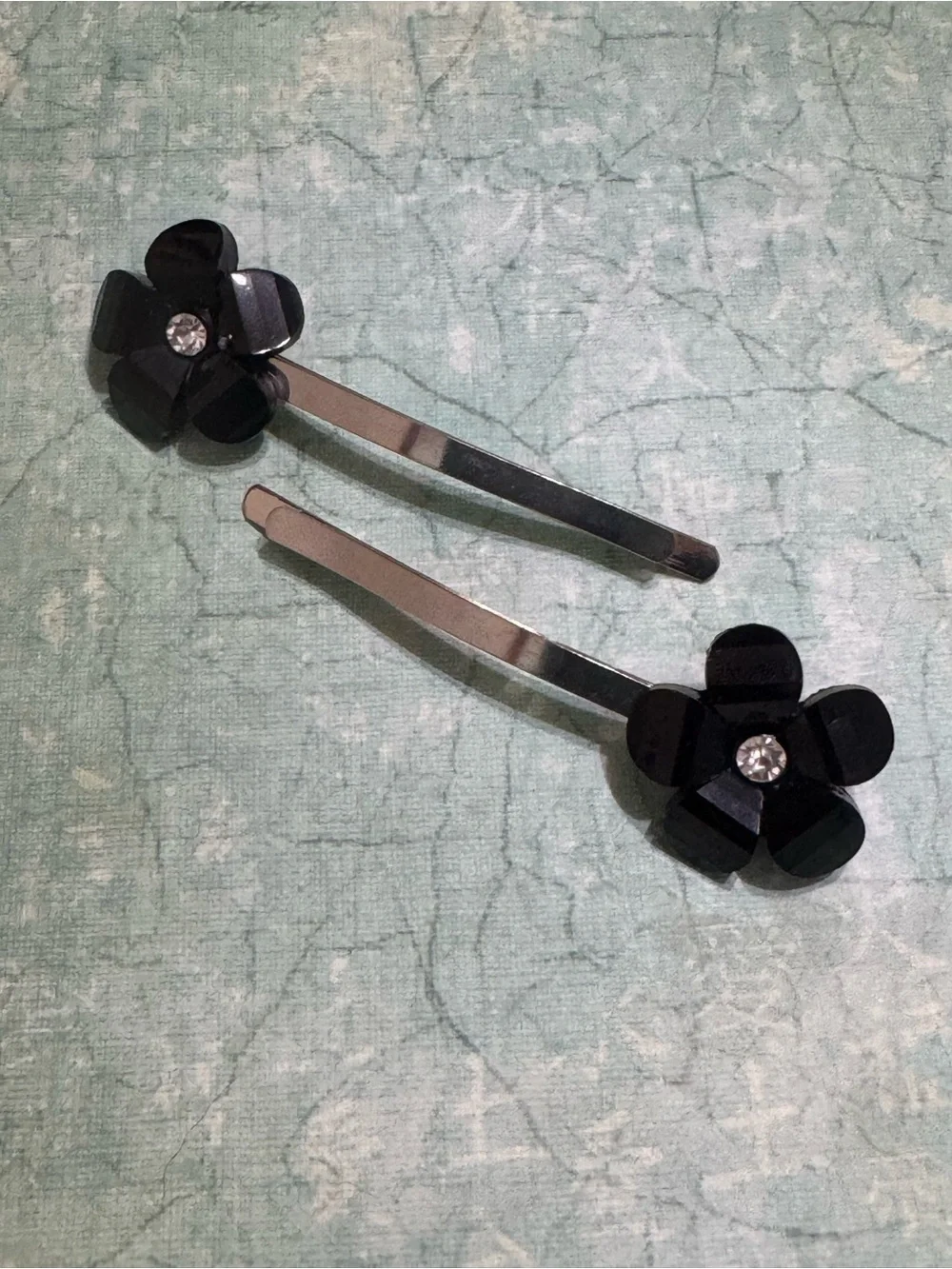 HAIR PINS TWO PIECES